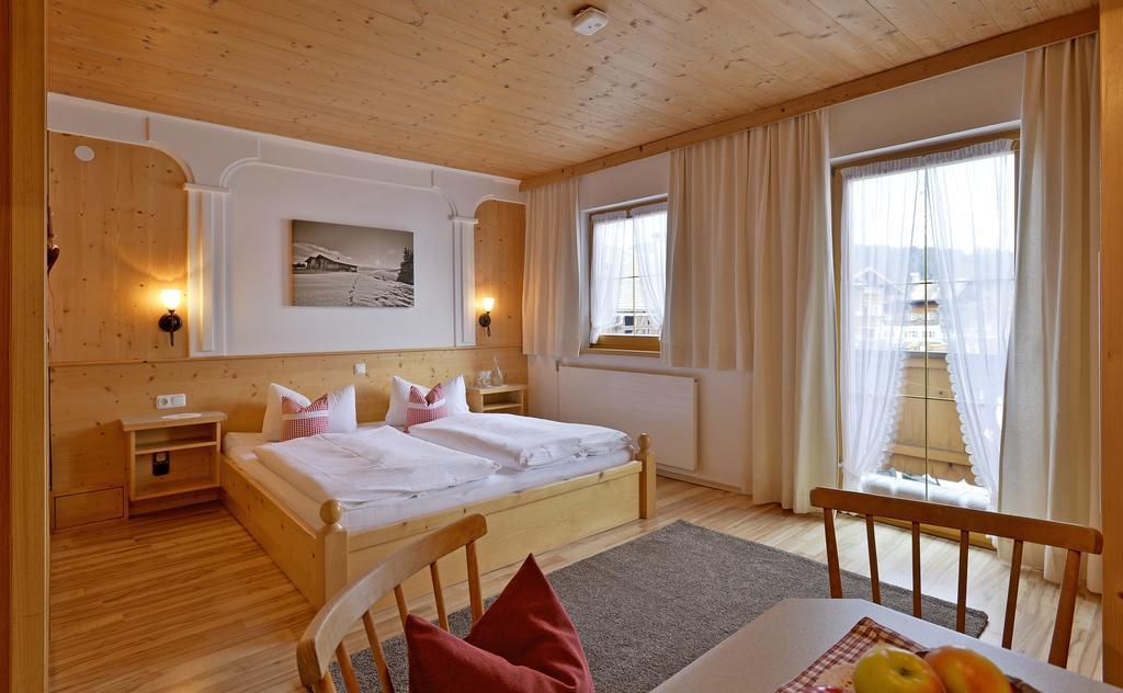Huettschmiedhof Vila Kössen Quarto foto